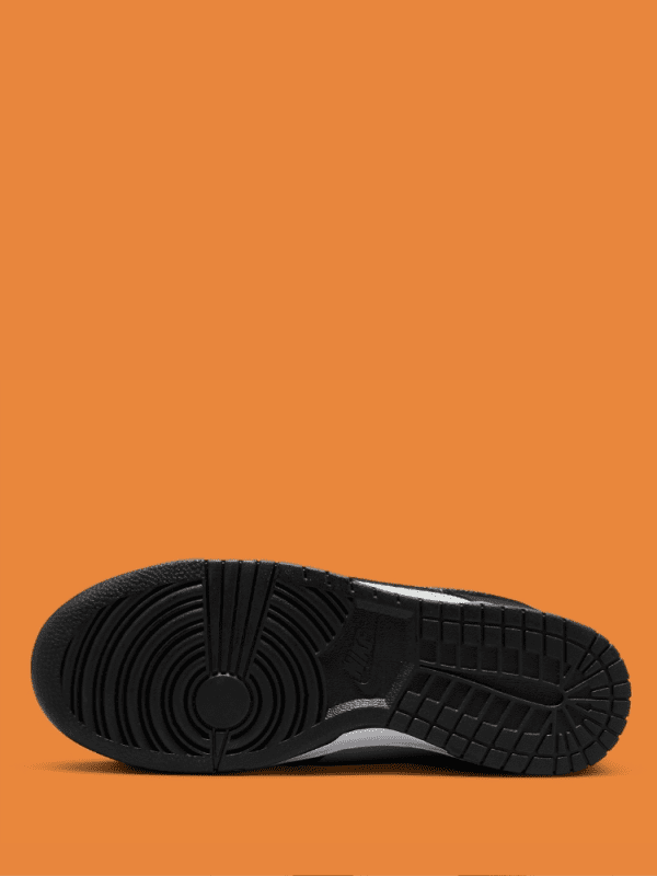 Nike Dunk Low Black Mini Swoosh, FN7808-001